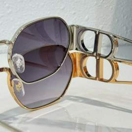 Picture of Dior Sunglasses _SKUfw76250382fw